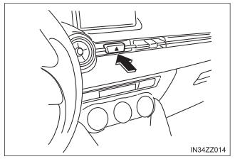 Toyota Yaris. Hazard Warning Flasher