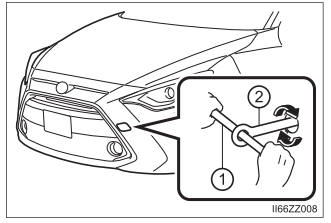 Toyota Yaris. Tiedown Hook-Front