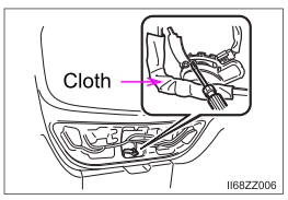 Toyota Yaris. When Trunk Lid Cannot be Opened